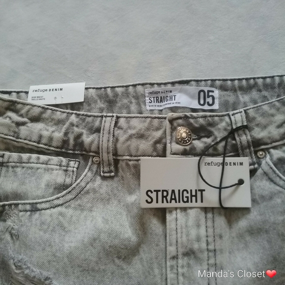 NWT Refuge Denim Distressed Jeans - Picture 8 of 16